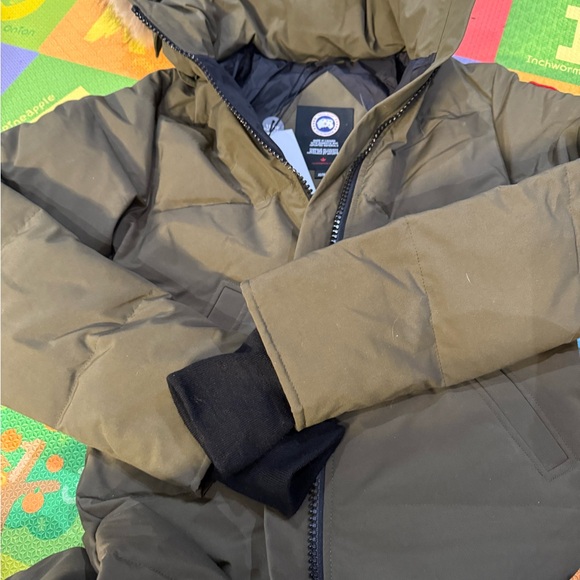 Canada goose Long Green Hooded Puffer Coat mystique - Picture 9 of 10